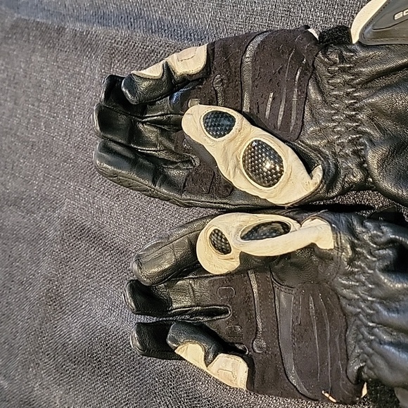 Motorcycle gloves - Picture 6 of 12